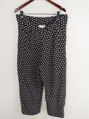 Azul by Moussy Floral Wide Leg Cropped Pants Size Medium